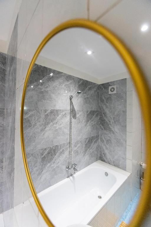 Light-2 Lovely Apartment In Тирана Екстер'єр фото
