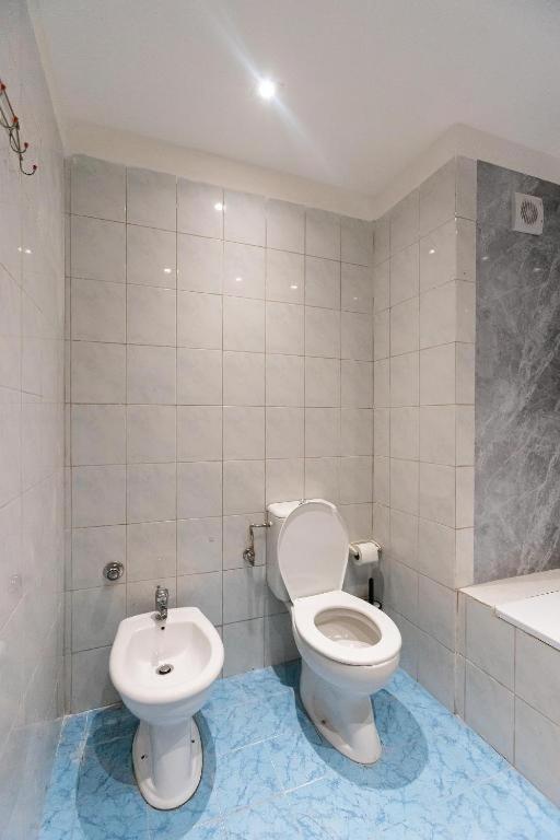 Light-2 Lovely Apartment In Тирана Екстер'єр фото
