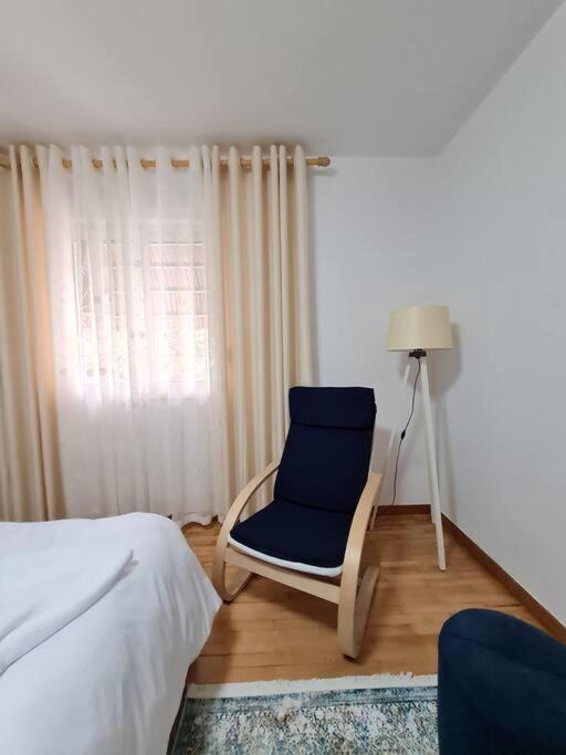 Light-2 Lovely Apartment In Тирана Екстер'єр фото